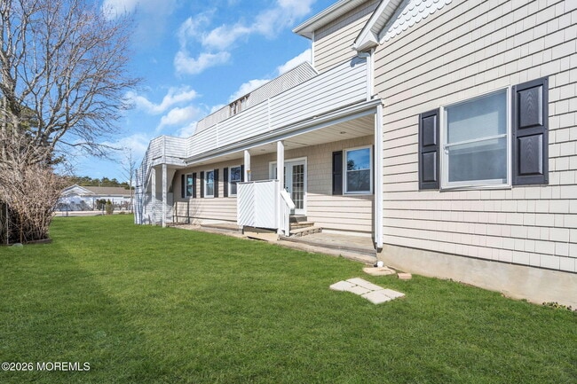 Building Photo - 101 Clearwater Dr