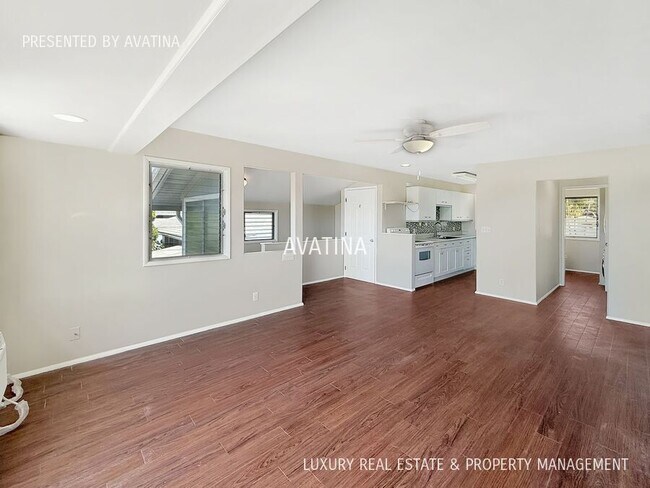 Building Photo - 1266 Manulani St