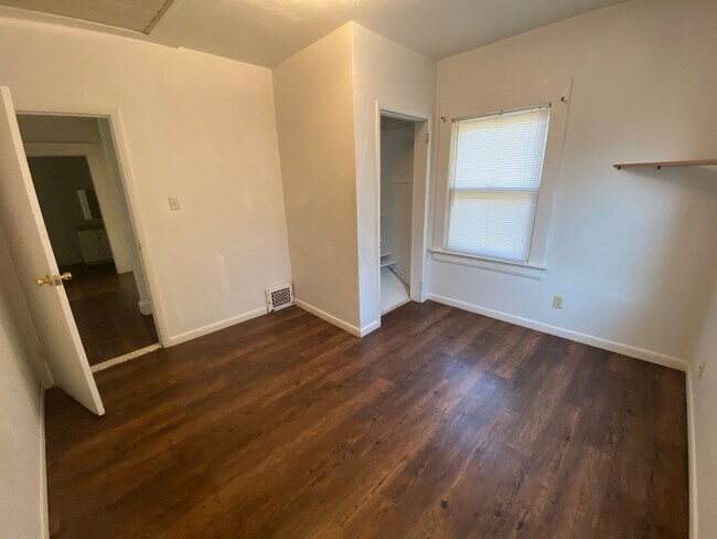 Building Photo - PRE-LEASING