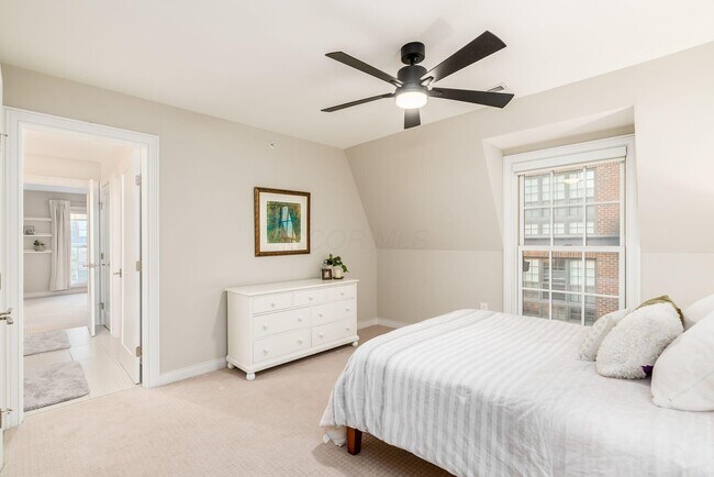 Building Photo - 100 Normandy Ave