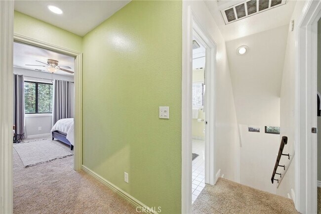 Building Photo - 528 Brentwood Dr