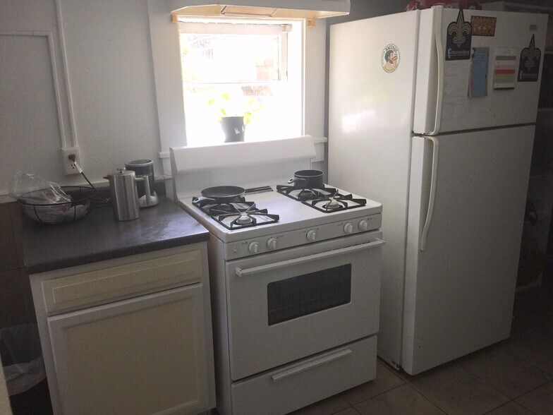 Building Photo - 5502 Loyola Ave