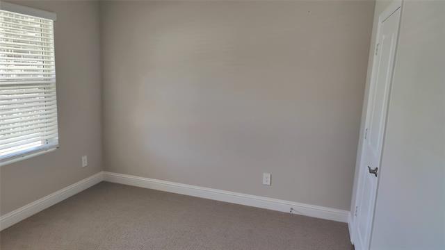 Building Photo - 3710 Canyon Dr