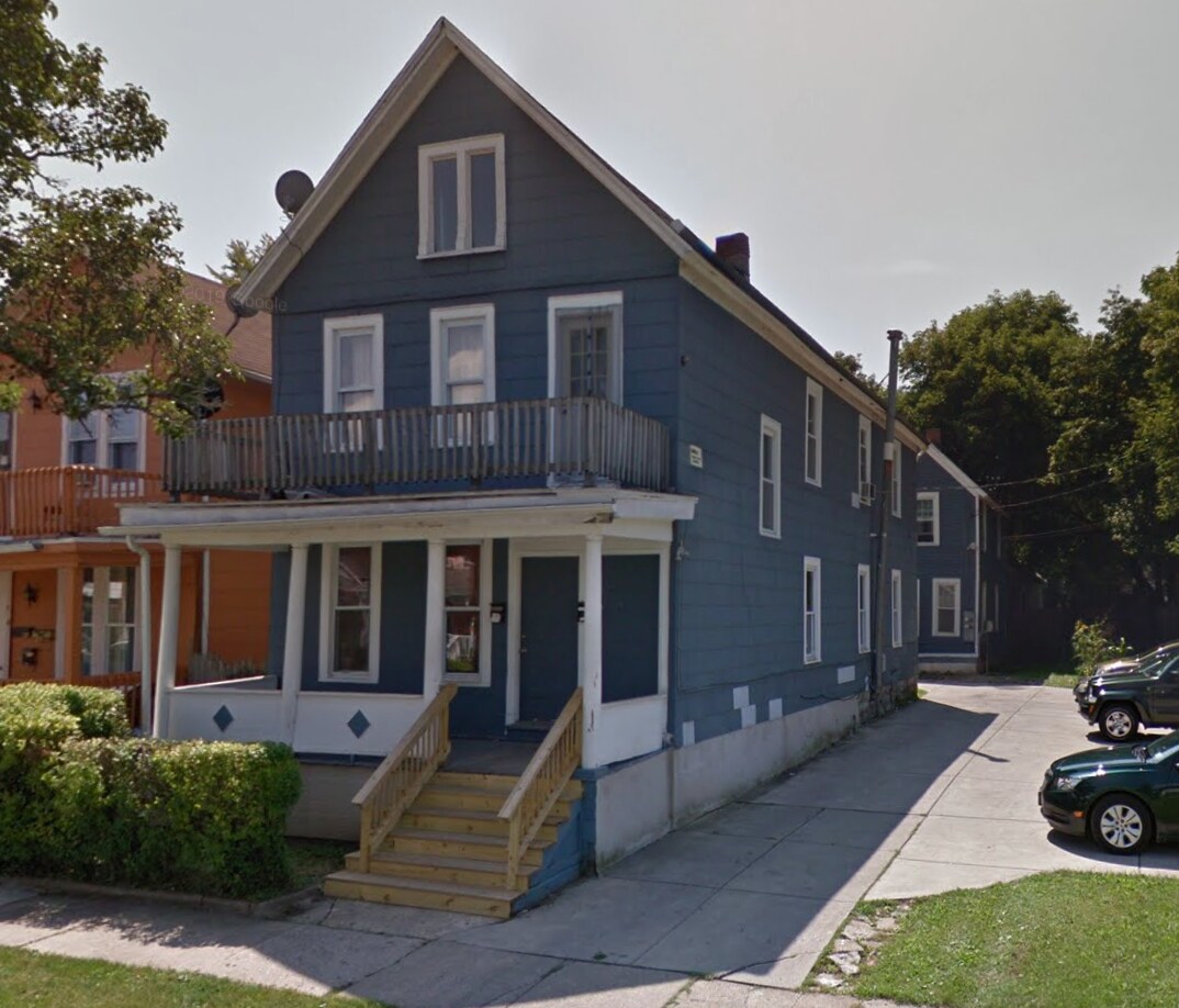 Building Photo - 116 17th St