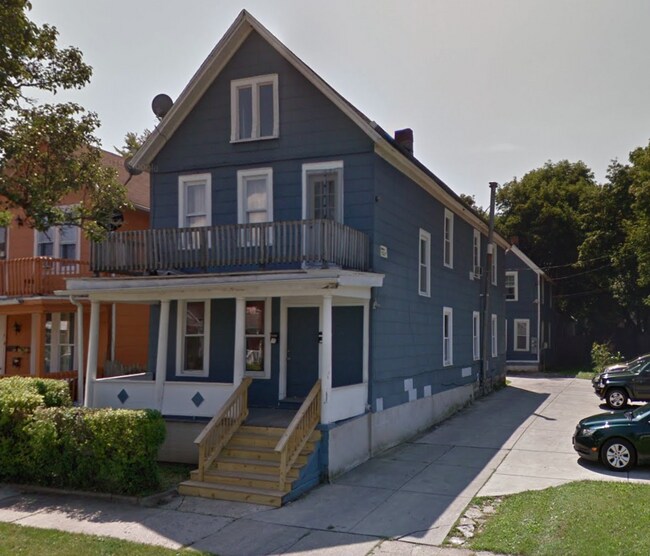 Primary Photo - 116 17th St