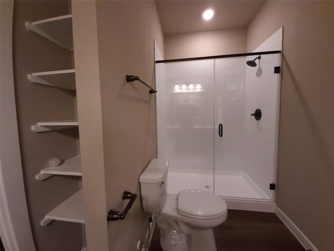 Building Photo - 25148 Pacific Wren Dr