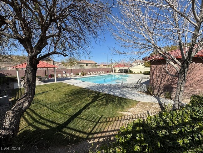 Building Photo - 9208 Nerone Ave