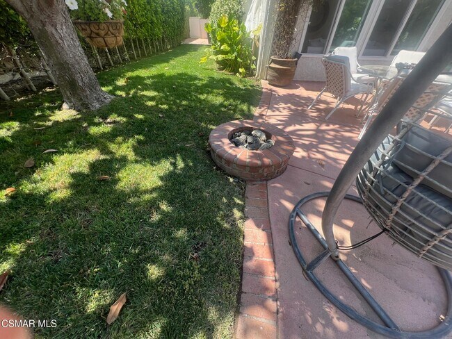 Building Photo - 3328 Casino Dr