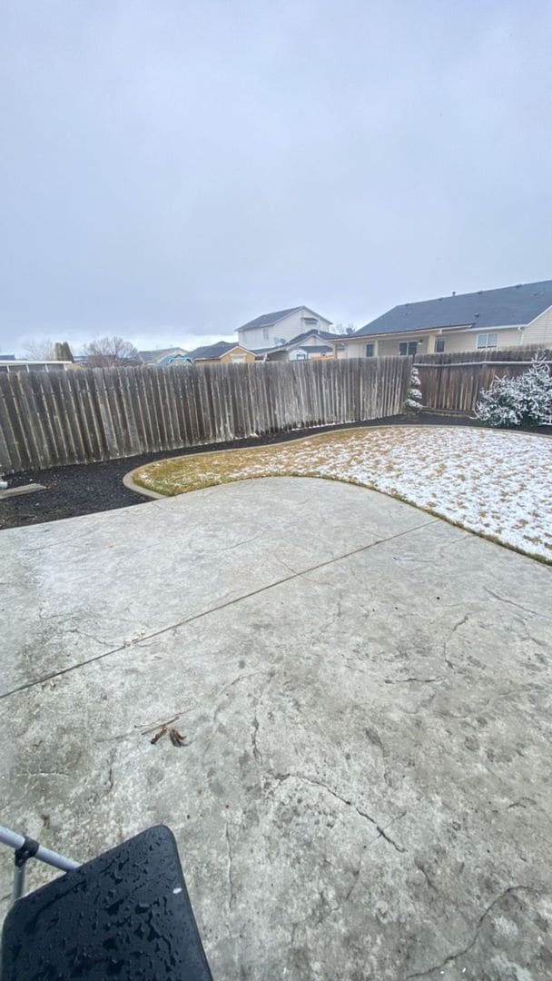 Building Photo - Super Cute Home!