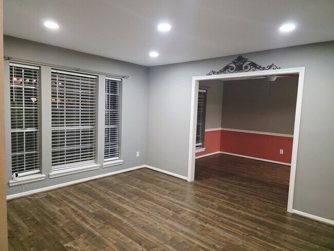 Building Photo - 506 Birch Hill Dr