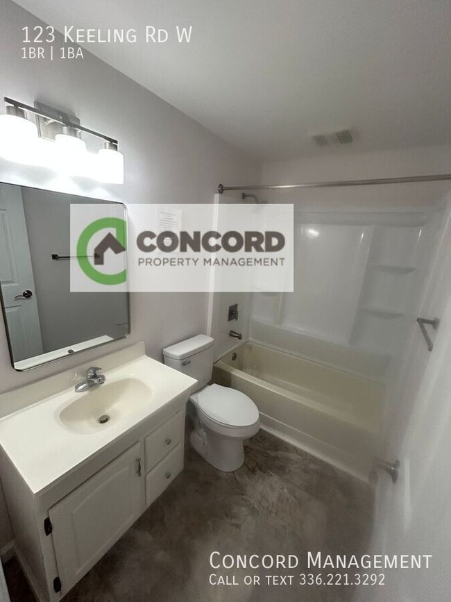 Building Photo - 123 Keeling Rd W