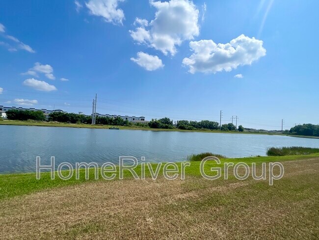 Building Photo - 10411 Alder Green Dr