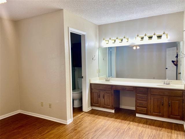 Building Photo - 3832 Crossroads Dr