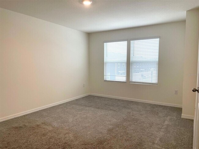 Building Photo - 8226 SW 67th Ave