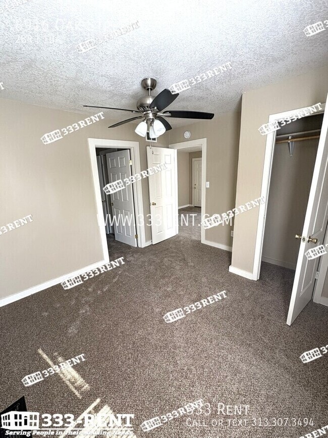 Building Photo - 8916 Oak St