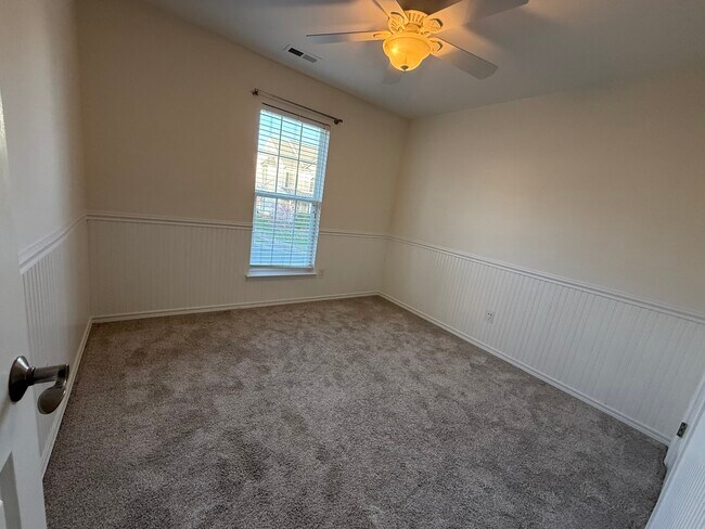 Building Photo - 11915 Royal Castle Ct
