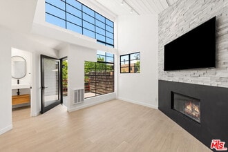 Building Photo - 29233 Heathercliff Rd