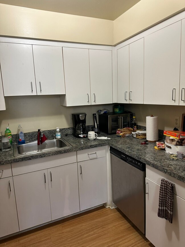 Building Photo - 34790 W 8 Mile Rd