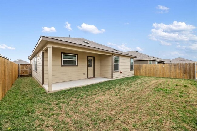 Building Photo - 148 Perfect World Lp