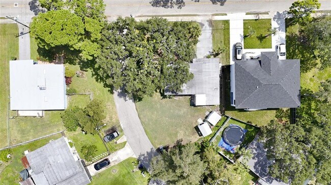 Building Photo - 5039 Avery Rd