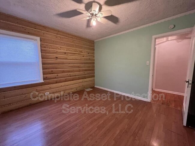 Building Photo - 33 Indian Trail