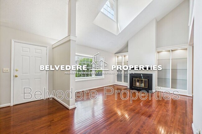 Building Photo - 18-B Park Village Ln