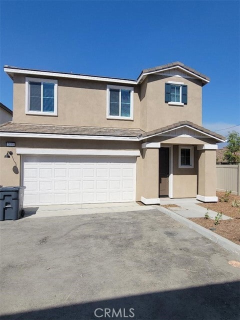 Building Photo - 2058 Bergamot St