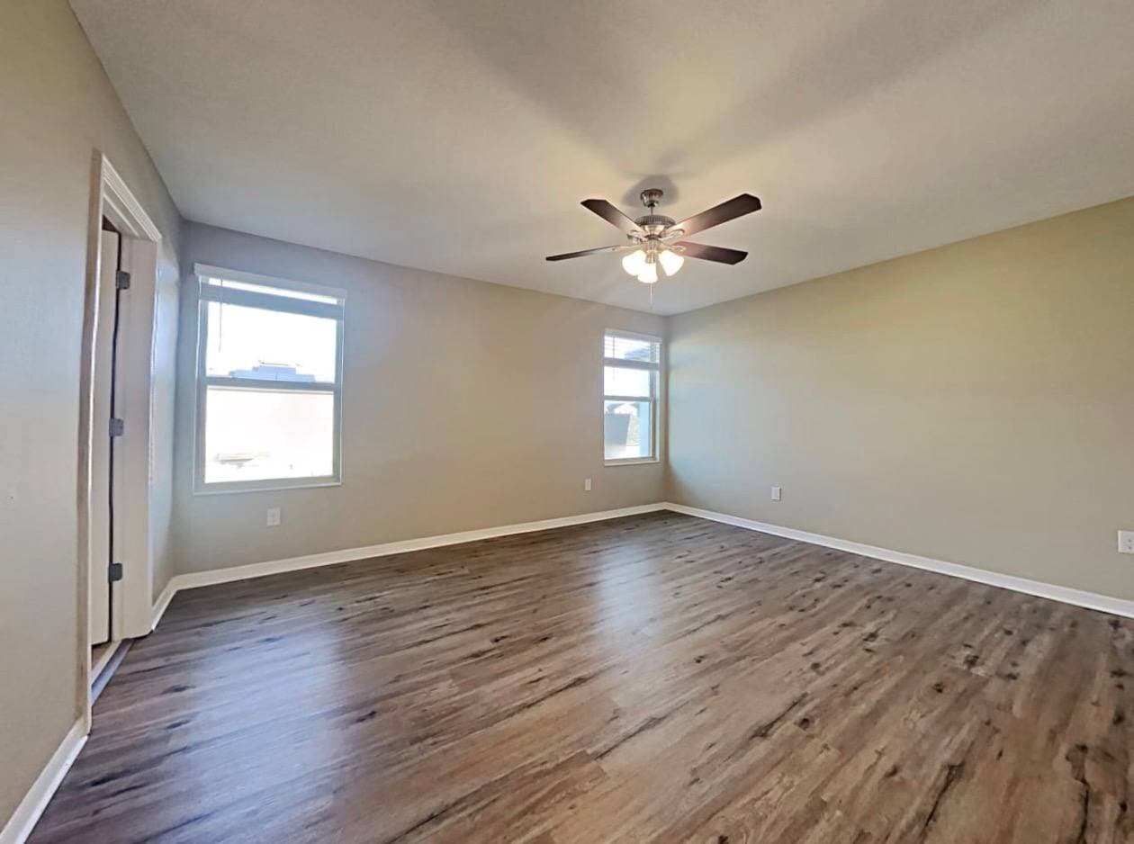 Building Photo - 10211 Cool Waterlily Ave