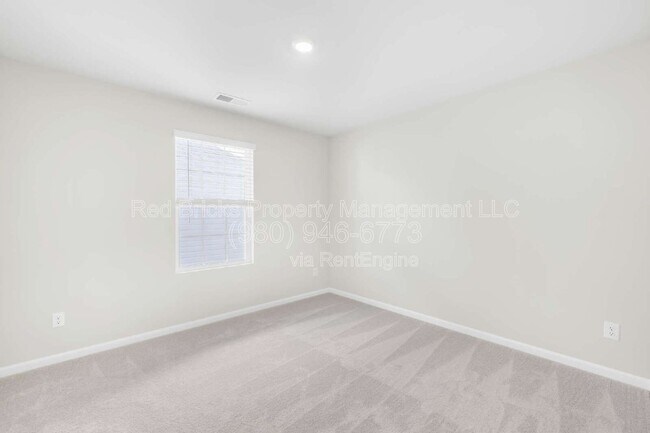 Building Photo - 15126 Windy Plns Rd