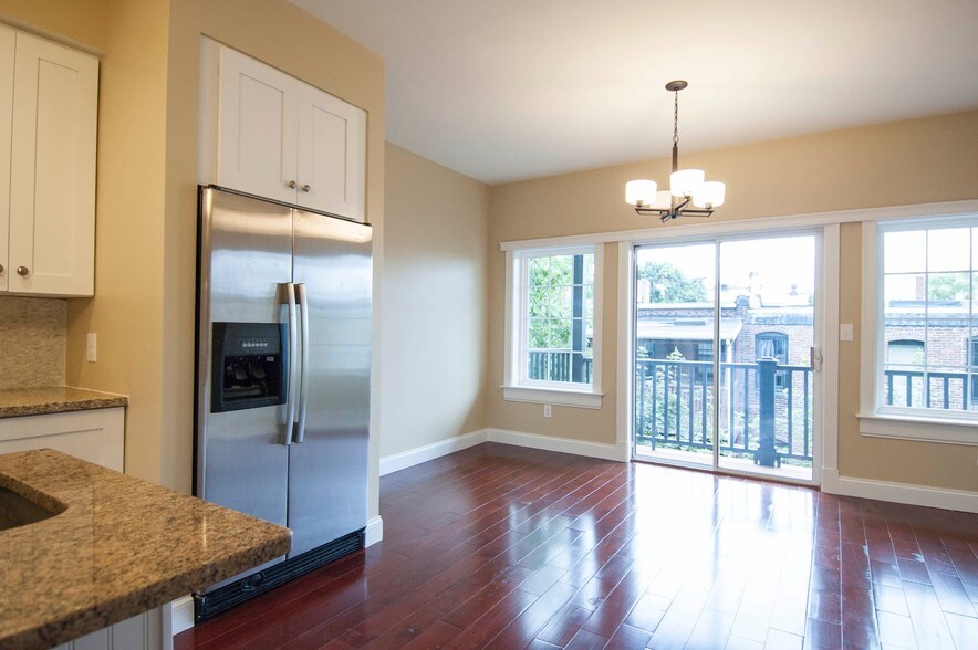 Building Photo - 6 Rockledge St