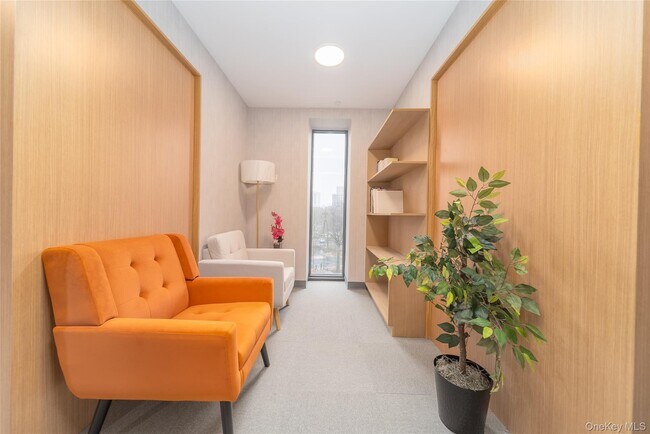 Building Photo - 30-05 Vernon Blvd