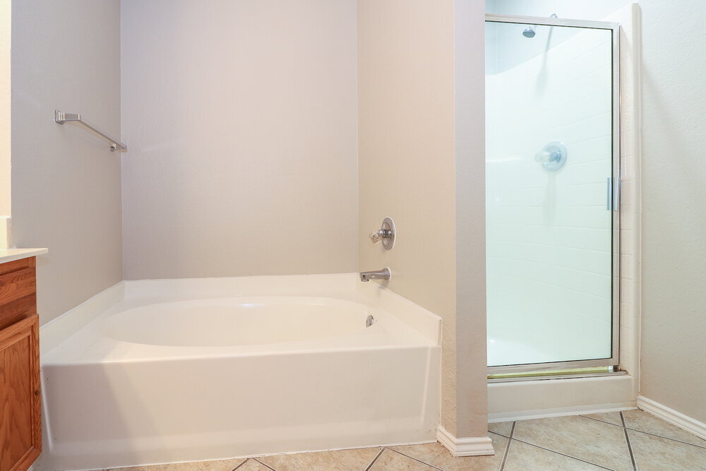 Building Photo - 2824 Bent Brook Dr