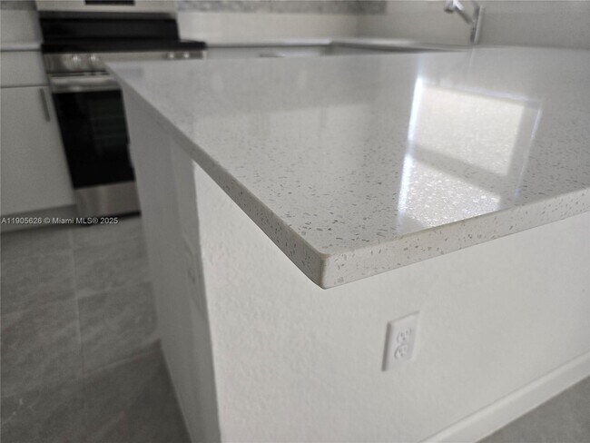 Building Photo - 12884 SW 232nd Ln