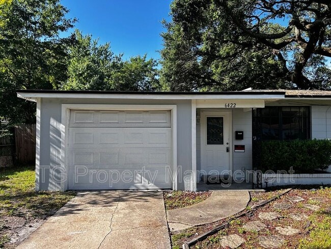Building Photo - 6422 Solandra Dr