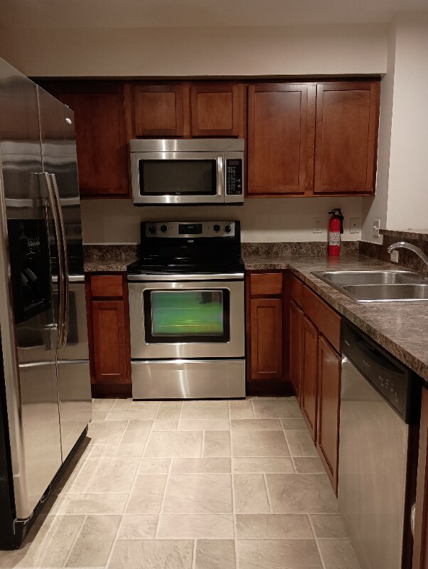 Building Photo - 1083 Beaver Run