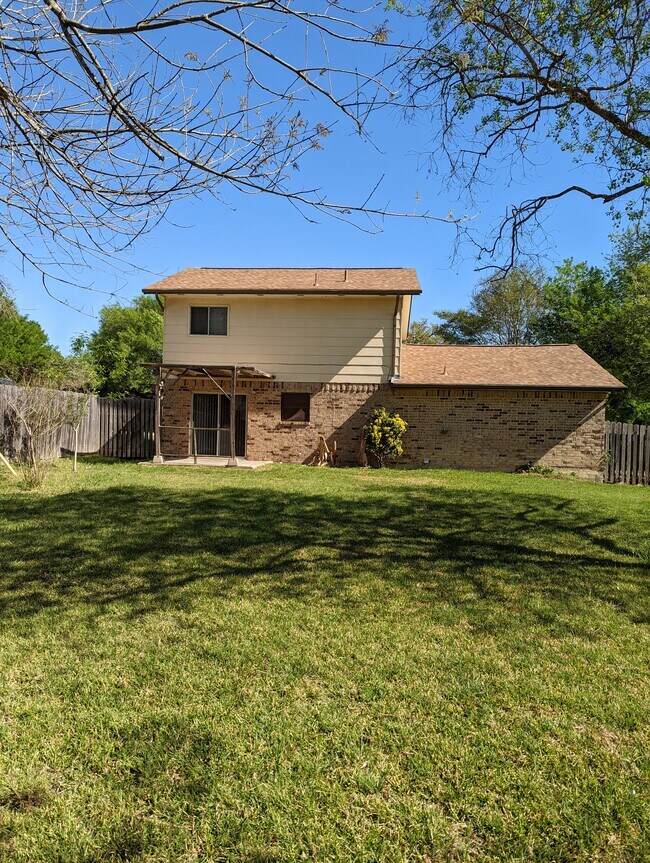 Building Photo - 3313 Turnabout Loop