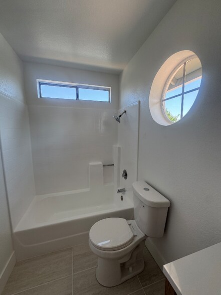 Building Photo - 41111 Mountain Pride Dr