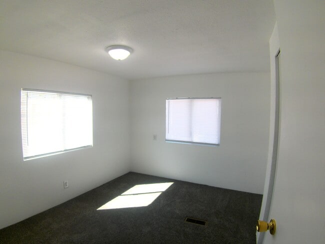 Building Photo - 981 Stahlman Dr