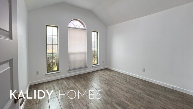 Building Photo - 5921 SE 88th St