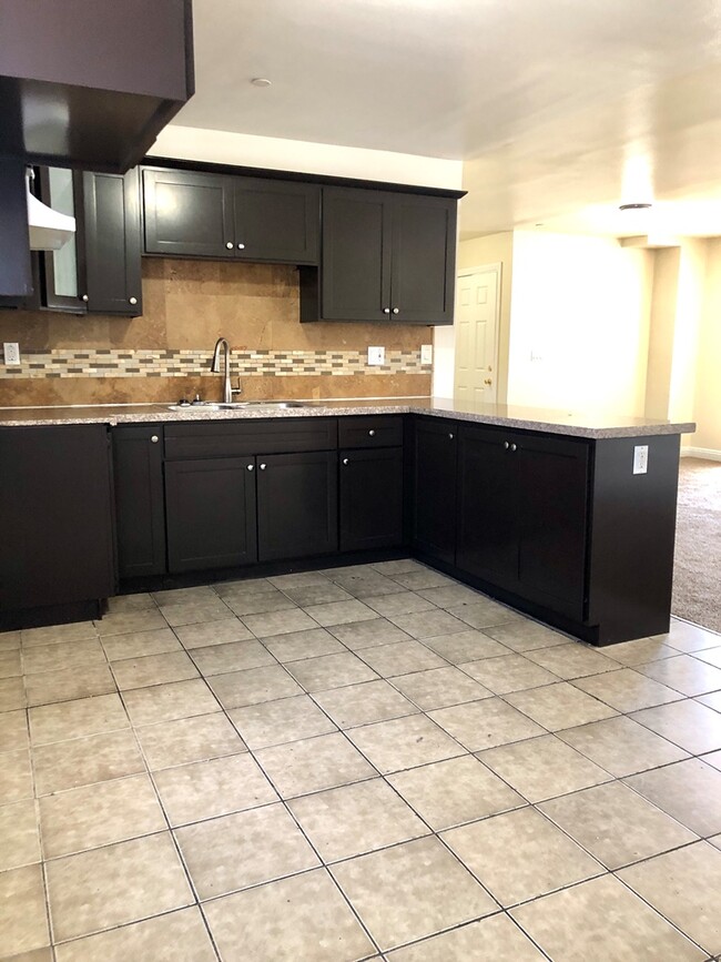 Building Photo - 403-405 W 101st Street