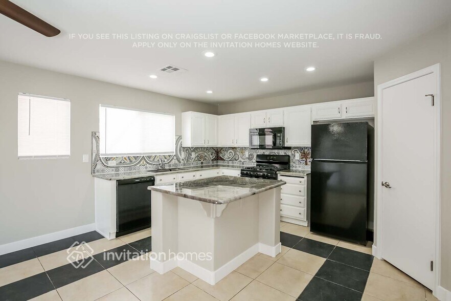 Building Photo - 6117 Dogwood Falls Ct