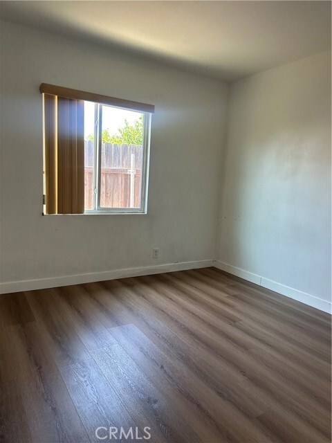 Building Photo - 3297 Tenaya Ave
