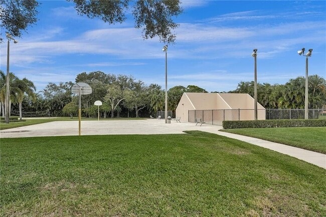 Building Photo - 246 Charter Way