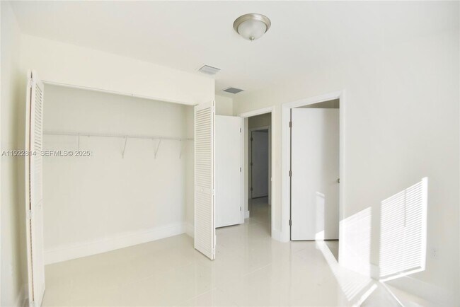 Building Photo - 1980 NW 54th St