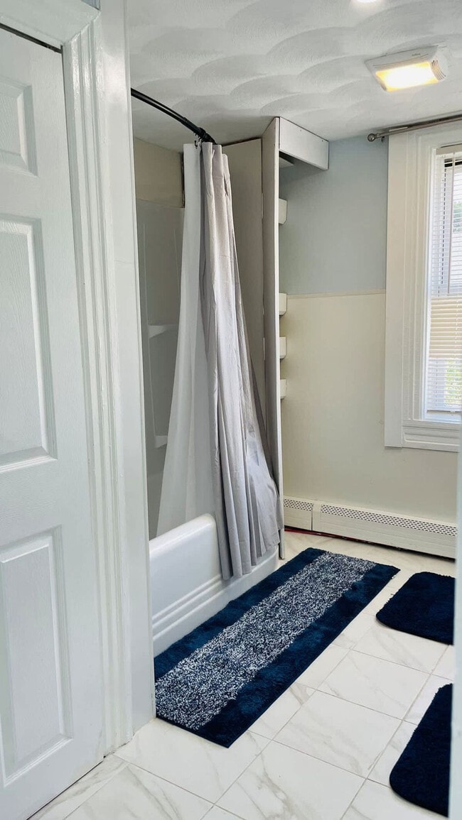 Building Photo - 25 Andem St