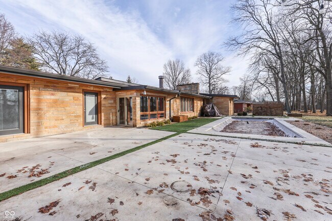 Building Photo - 111 McClellan Rd