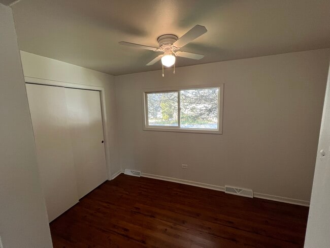 Bedroom - 623 Vincent Rd