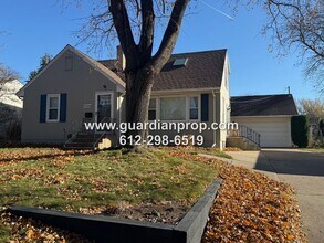 Building Photo - Fully Updated House Available Now, Office,...