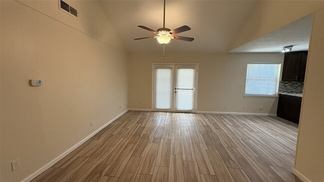 Building Photo - 13631 Greenway Dr