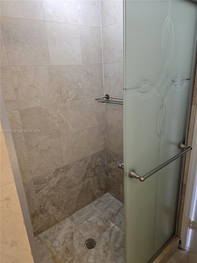 Building Photo - 3610 Yacht Club Dr